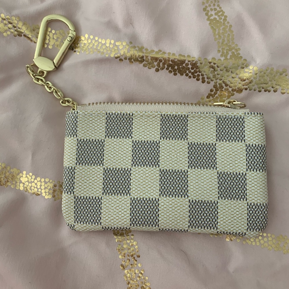Blue and white cream checkered zippy wallet